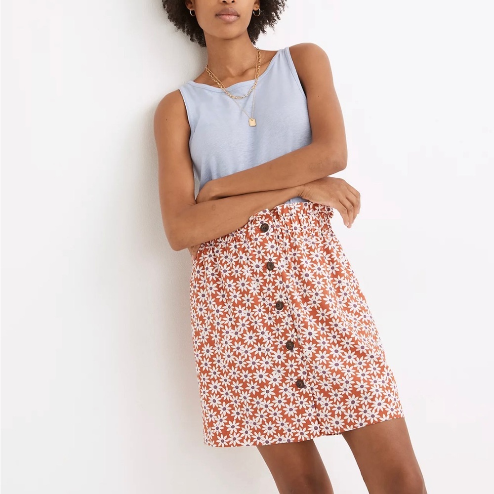 Madewell Paperbag Button-Front Mini Skirt in Falling Daisies
